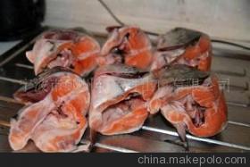 进口三文鱼头 优质冷冻粗加工水产品的选择